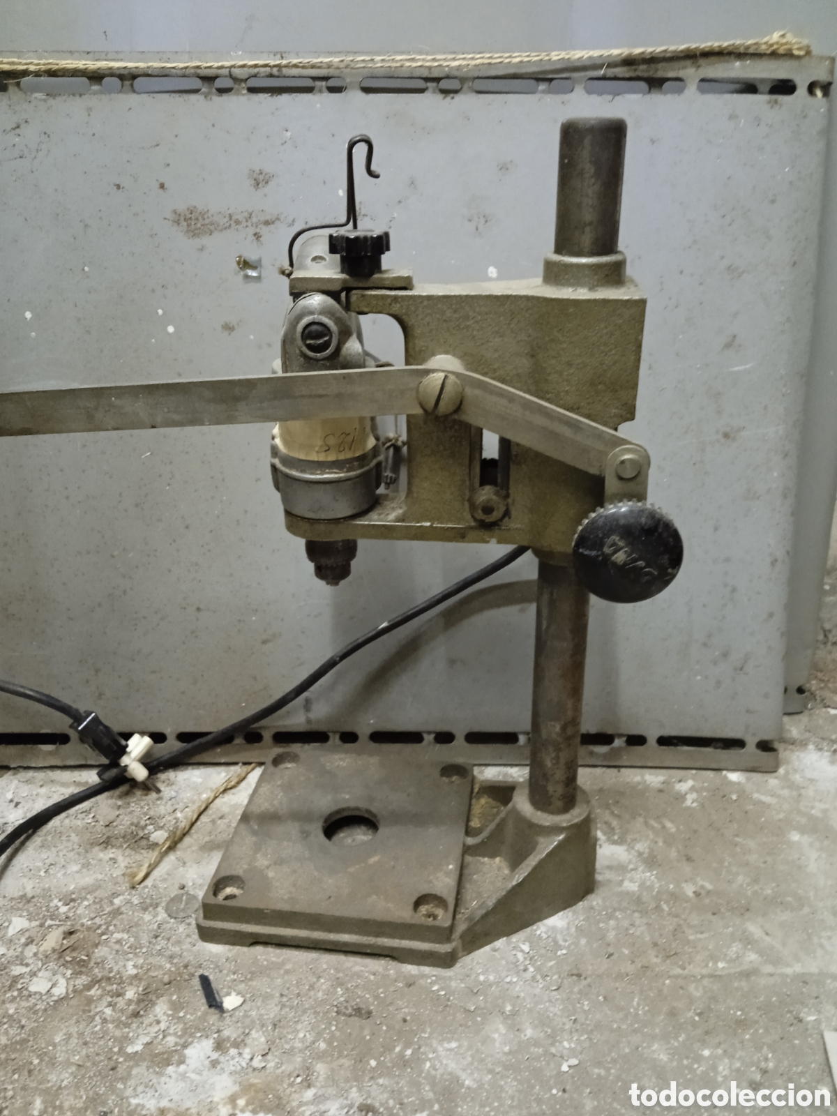 Antig&uuml;edades: ANTIGUO TALADRO DE COLUMNA - Foto 2