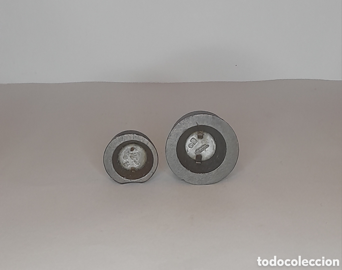 Antig&uuml;edades: Juego de dos pesas antiguas. - Foto 3
