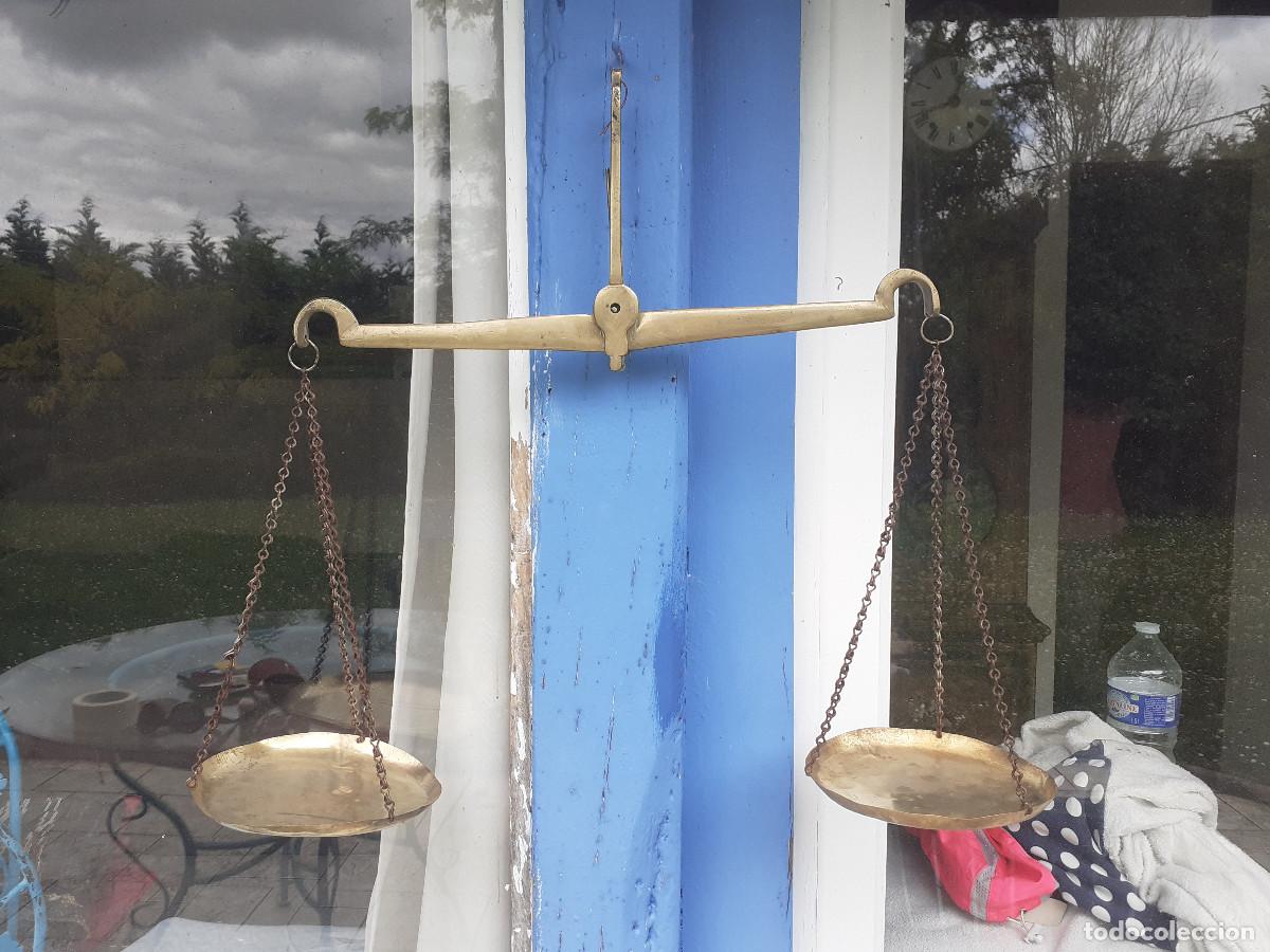 Antig&uuml;edades: Balanza de platillos para colgar - Foto 1