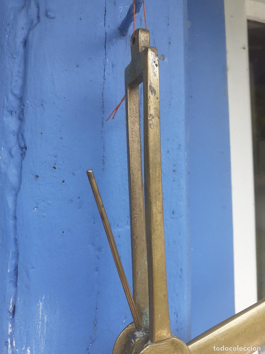 Antig&uuml;edades: Balanza de platillos para colgar - Foto 8