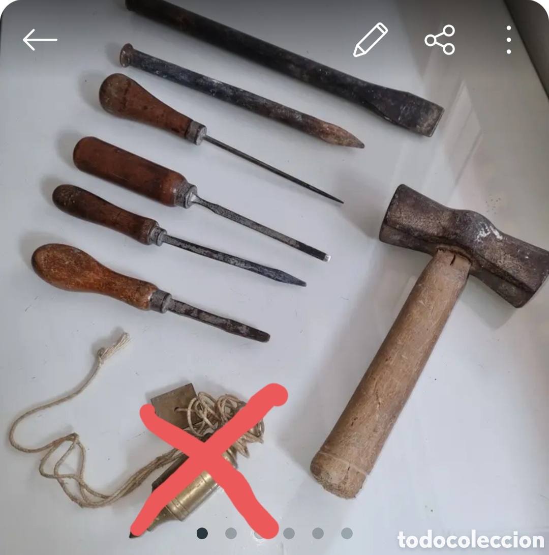 Antig&uuml;edades: Herramientas muy antiguas con mango de madera. - Foto 1