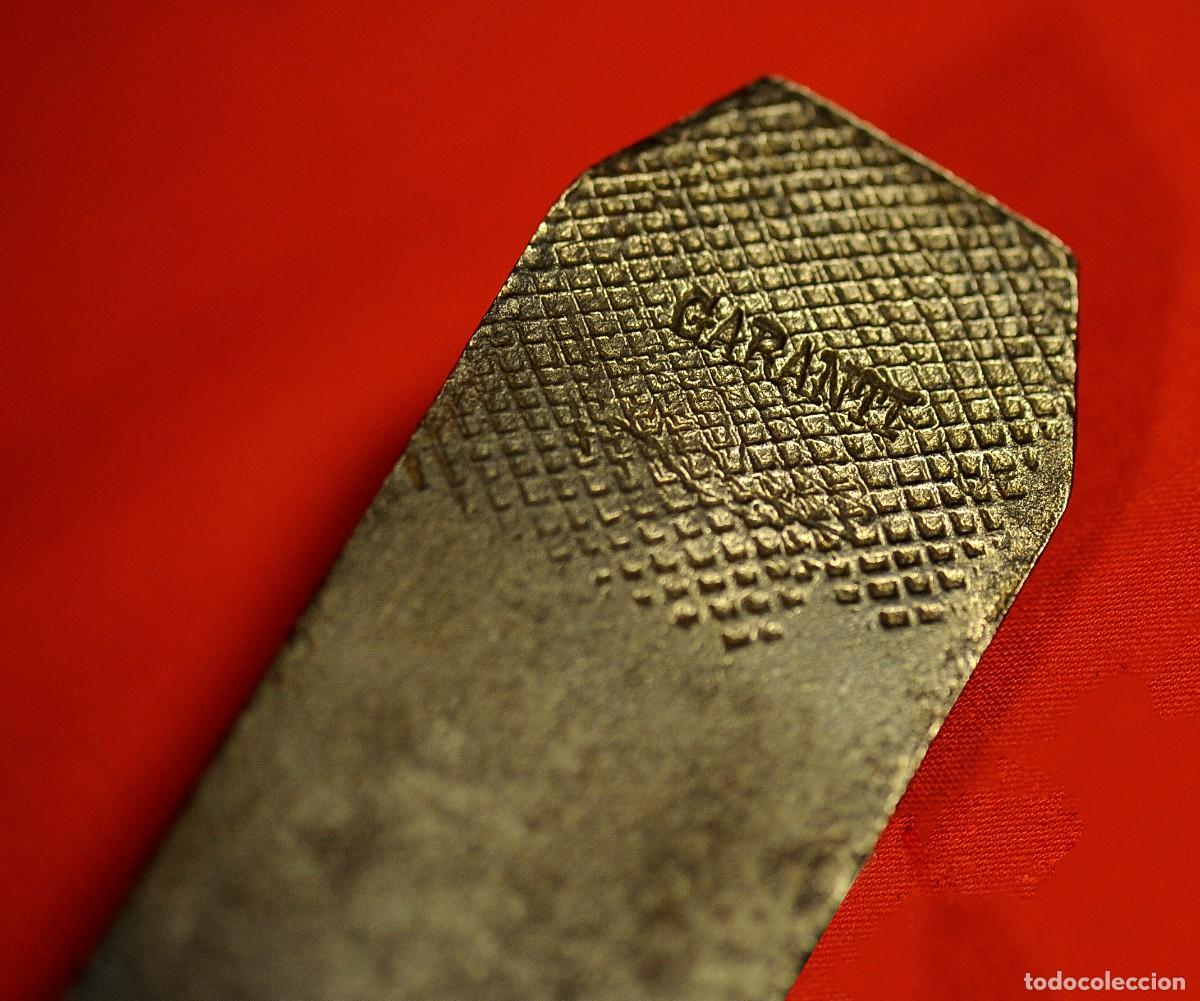 Antig&uuml;edades: Antiguo cepillo de carpintero de Nogal de 21 cm - Foto 4