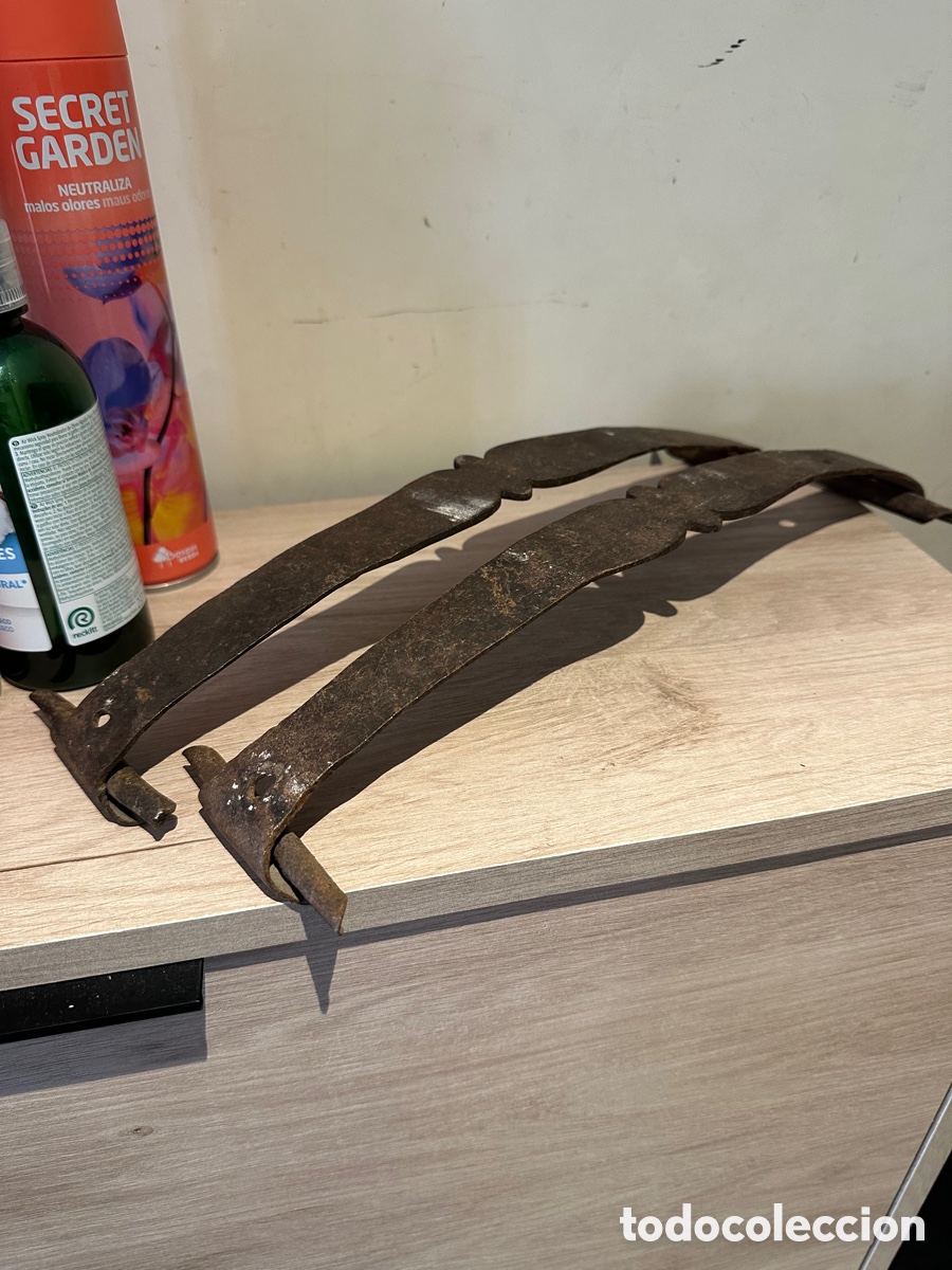 Antig&uuml;edades: Lote de 2 apliques de hierro antiguos - Foto 1