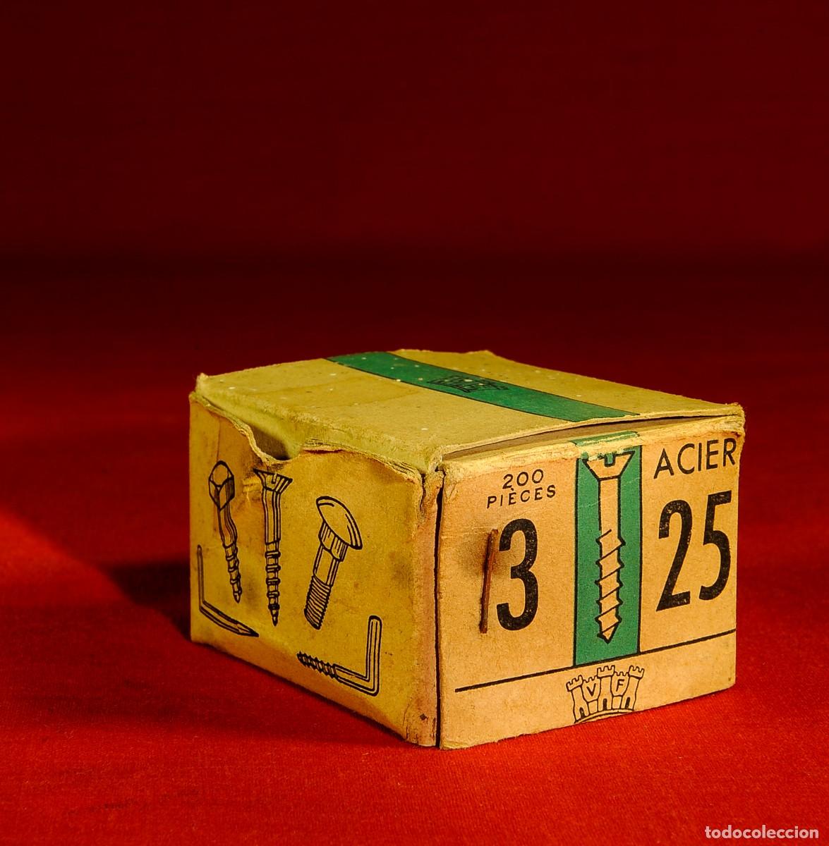 Antig&uuml;edades: Caja de Tirafondos de Acero - Foto 1