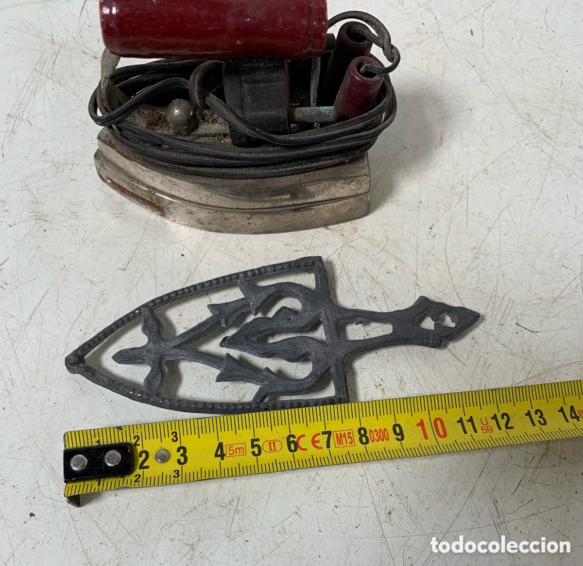Antig&uuml;edades: 01_ peque&ntilde;a plancha el&eacute;ctrica - Foto 4