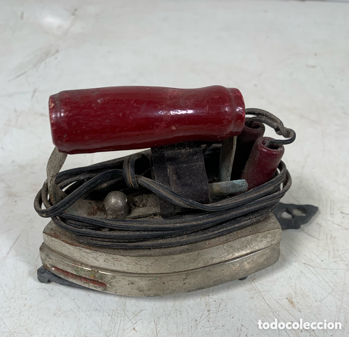 Antig&uuml;edades: 01_ peque&ntilde;a plancha el&eacute;ctrica - Foto 1