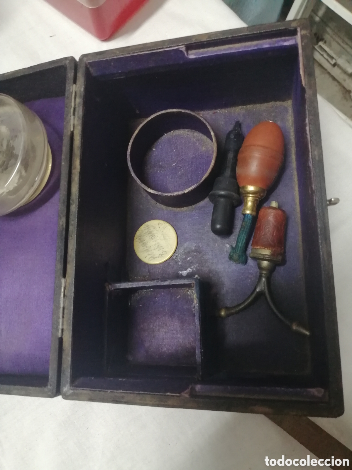Antig&uuml;edades: Caja con material m&eacute;dico - Foto 2