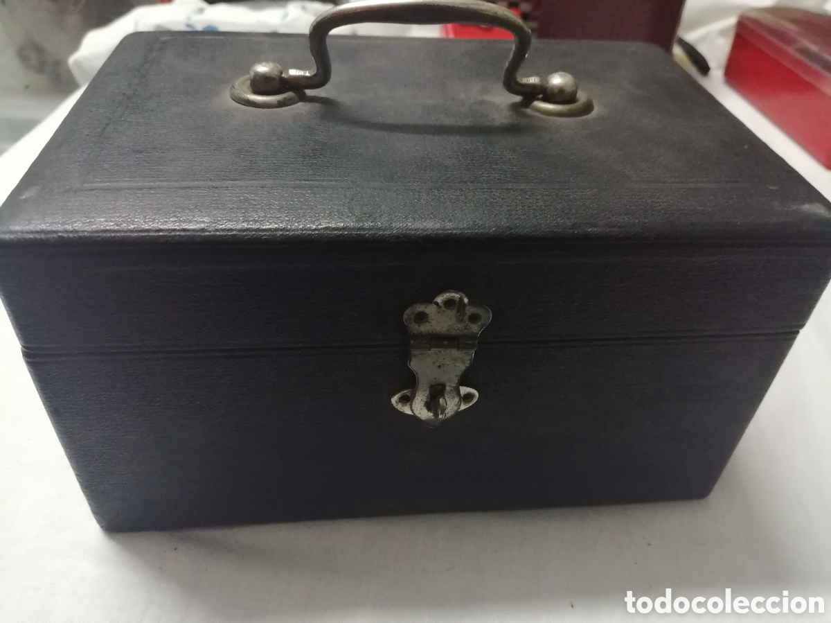 Antig&uuml;edades: Caja con material m&eacute;dico - Foto 5