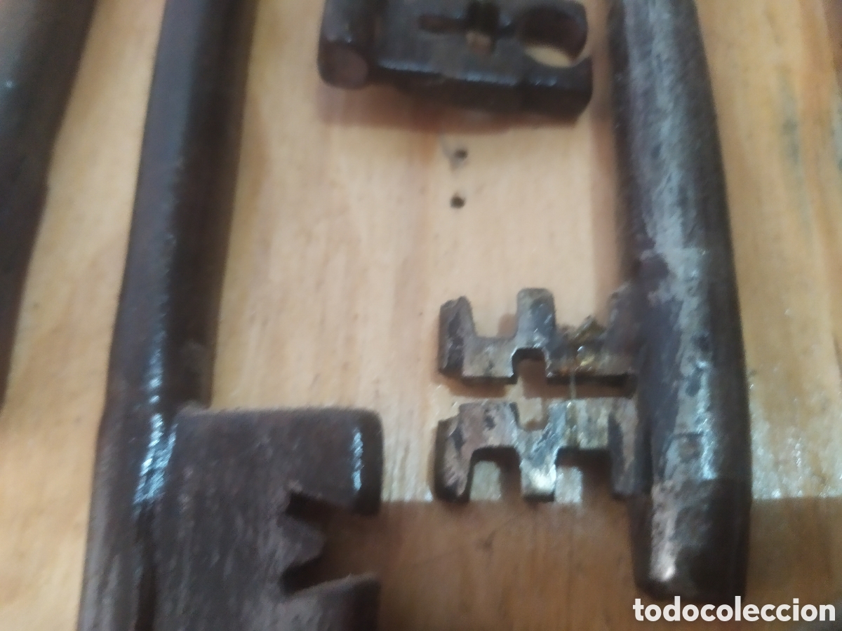 Antig&uuml;edades: Lote de llaves antiguas - Foto 3