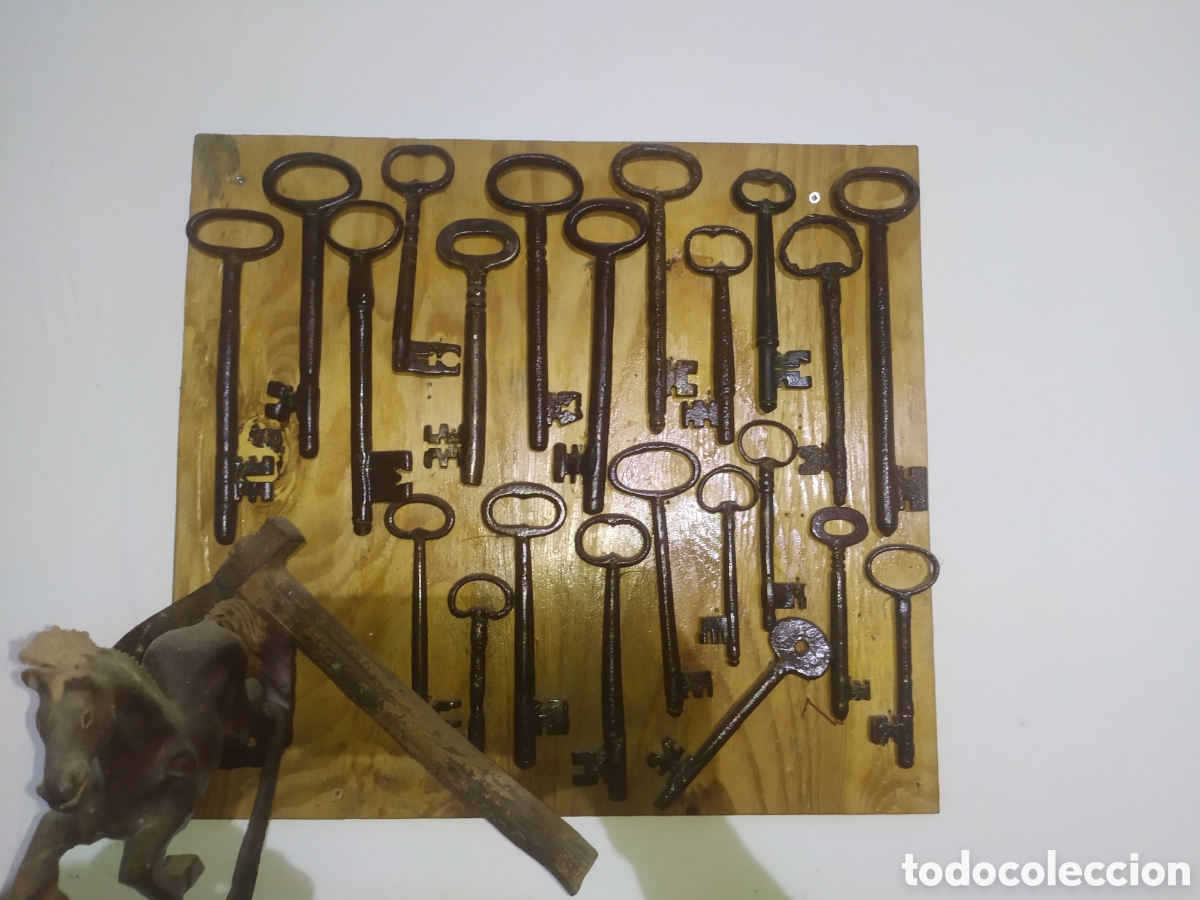 Antig&uuml;edades: Lote de llaves antiguas - Foto 5