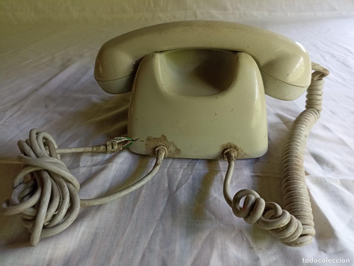 Tel&eacute;fonos: Tel&eacute;fono heraldo con bot&oacute;n y visor rojo - Foto 5