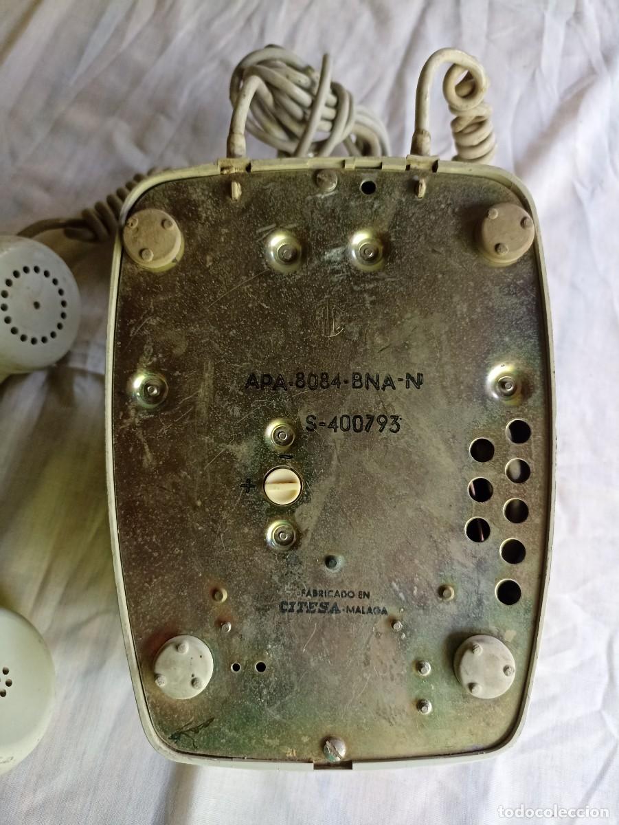Tel&eacute;fonos: Tel&eacute;fono heraldo con bot&oacute;n y visor rojo - Foto 6