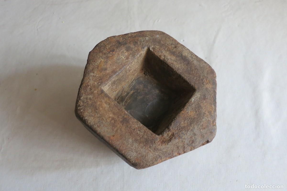 Antig&uuml;edades: Pesa exagonal de 5 kilos - Foto 3
