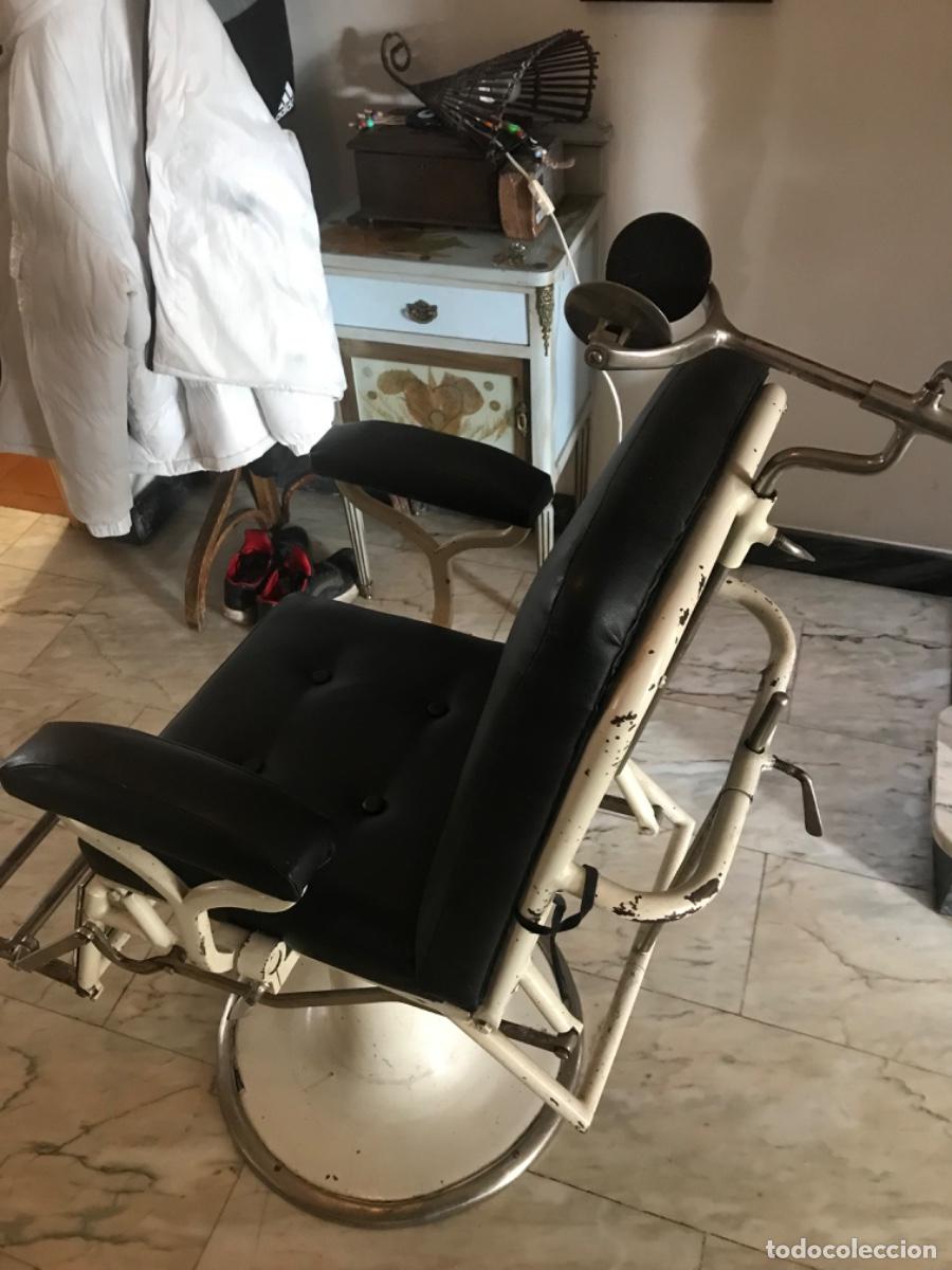 Antig&uuml;edades: Silla de dentista 1920 - Foto 3