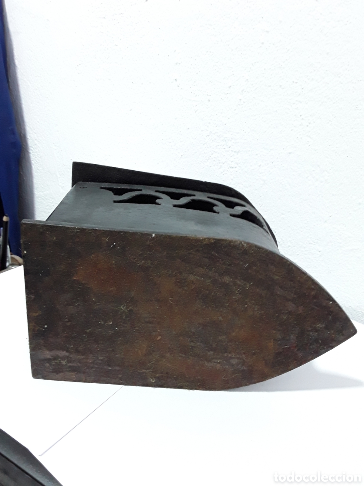 Antig&uuml;edades: Plancha de carb&oacute;n en hierro - Foto 6