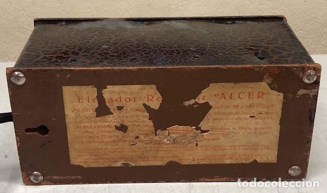 Antig&uuml;edades: Volt&iacute;metro antiguo marca ALCER - Foto 3