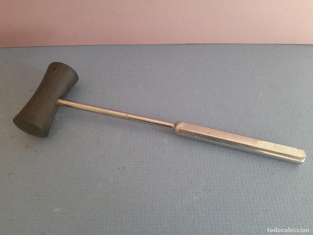 Antig&uuml;edades: martillo de medico para reflejos rochevit, 19x5,5cm aprox - Foto 1