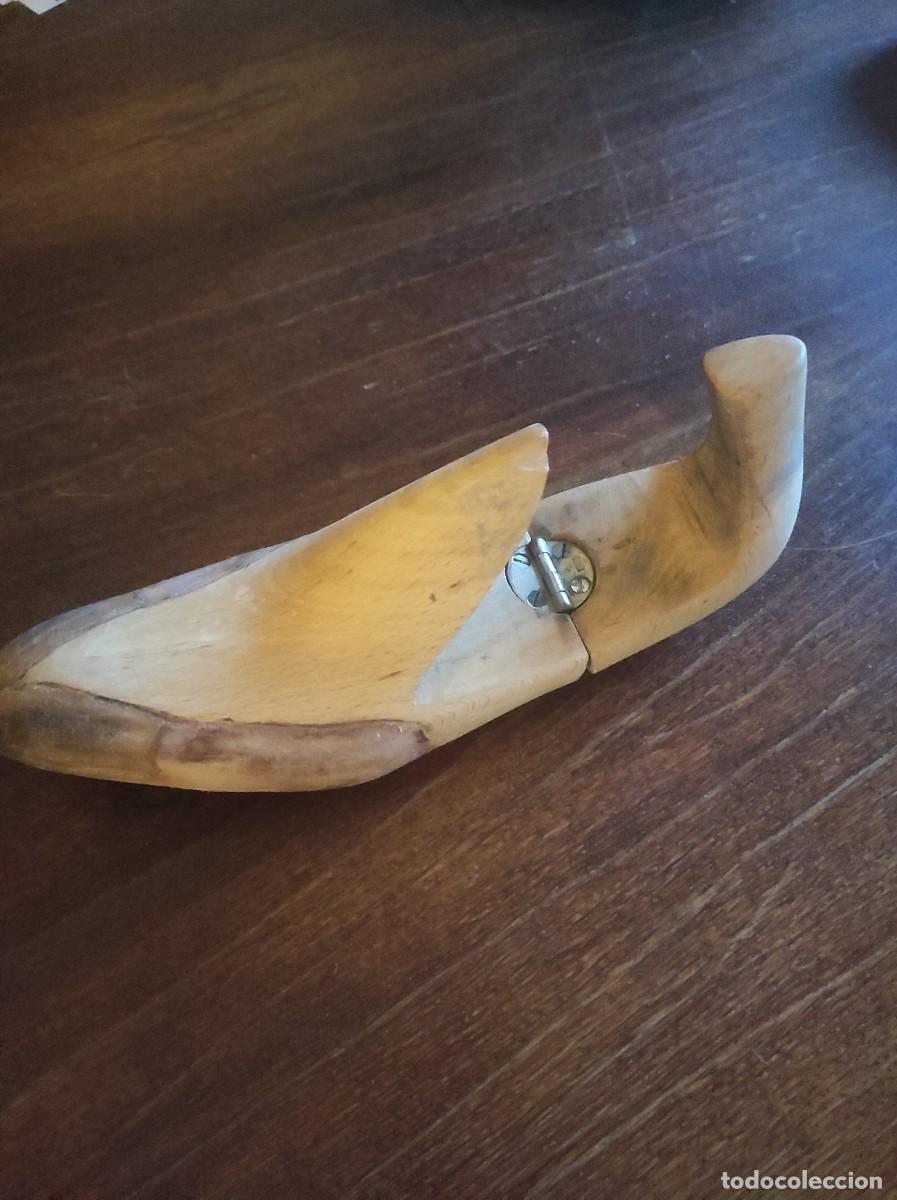 Antig&uuml;edades: Horma de madera articulada - Foto 2