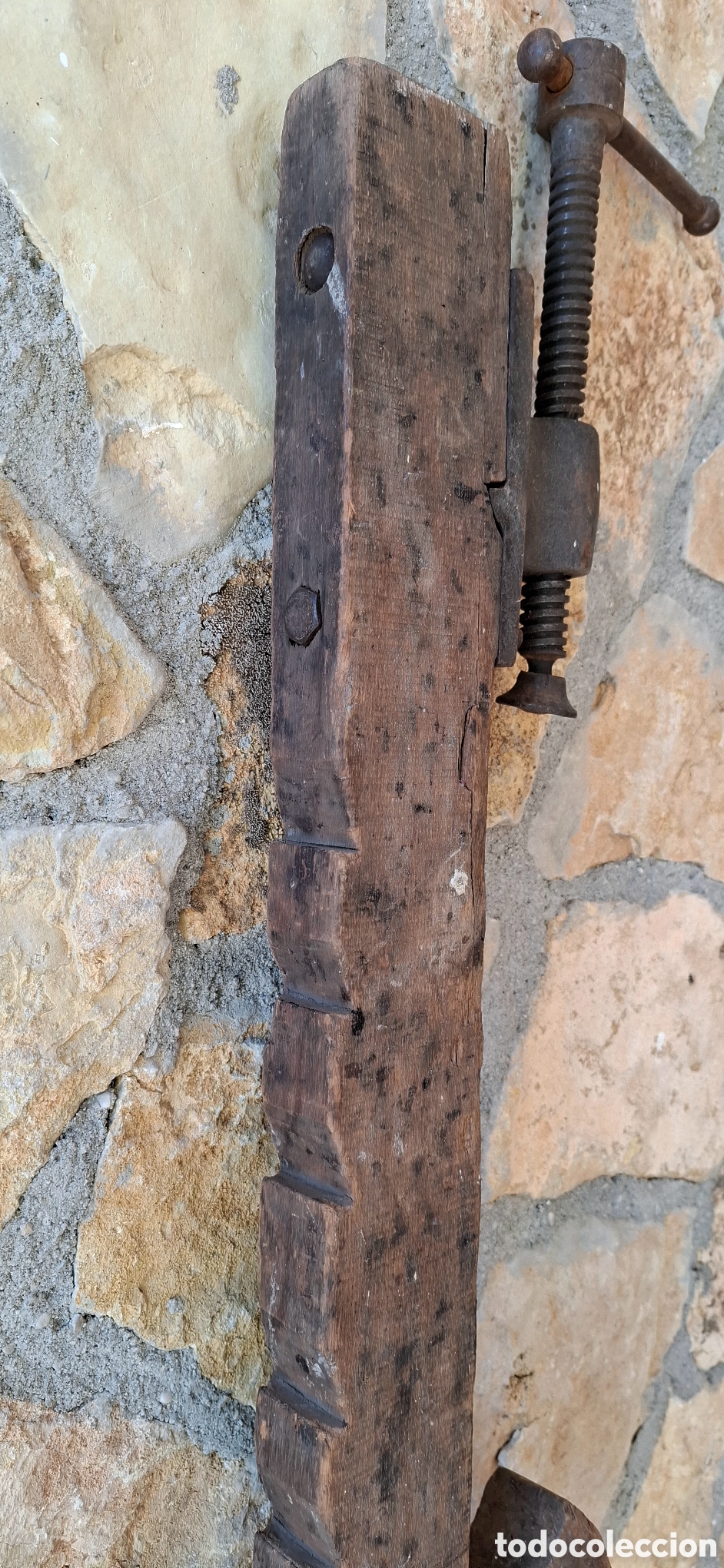 Antig&uuml;edades: Sargento gato de madera para carpintero. Cremallera. 180 cms. - Foto 8