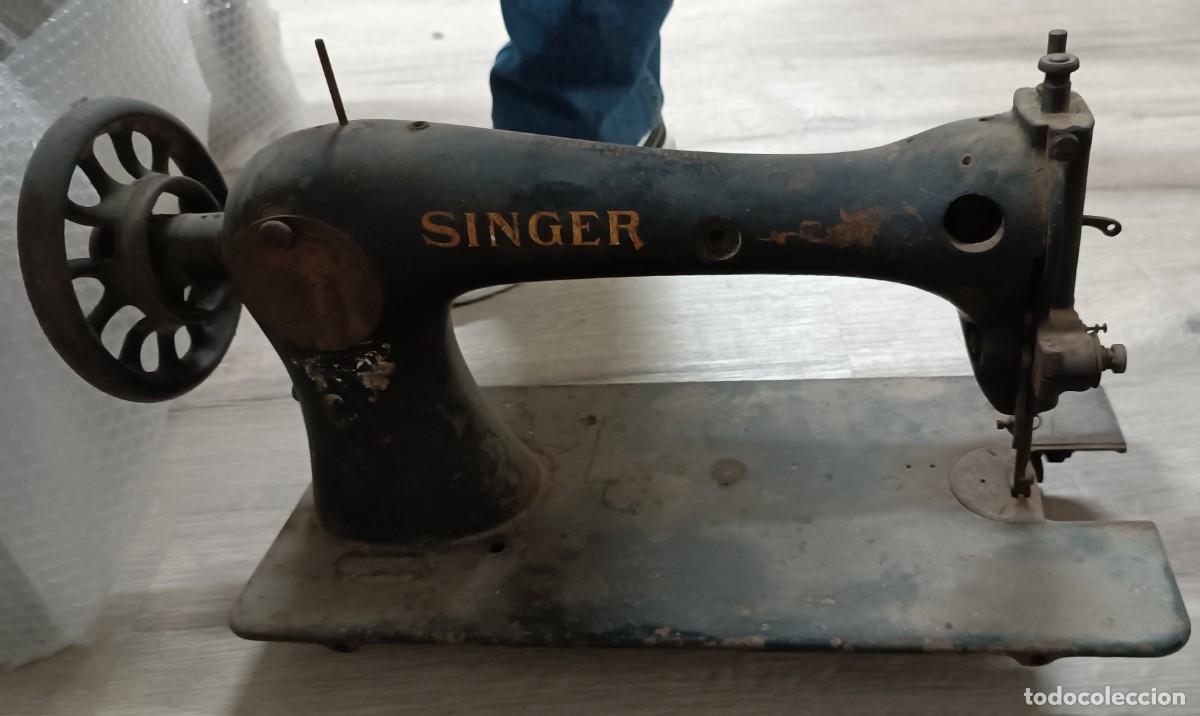 Antig&uuml;edades: M&Aacute;QUINA DE COSER SINGER CON MUEBLE - Foto 8