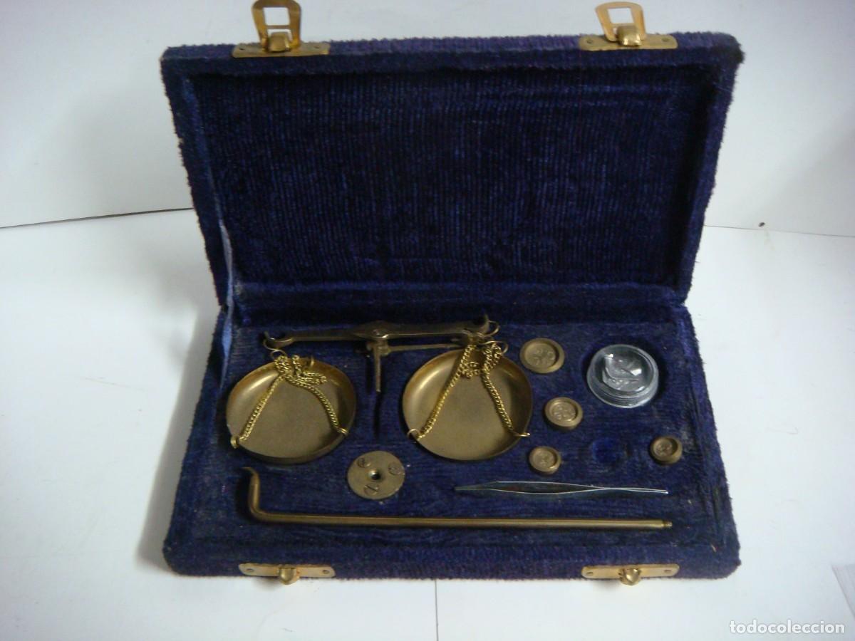 Antig&uuml;edades: ESTUCHE CON BASCULA ANTIGUA-(&) - Foto 1