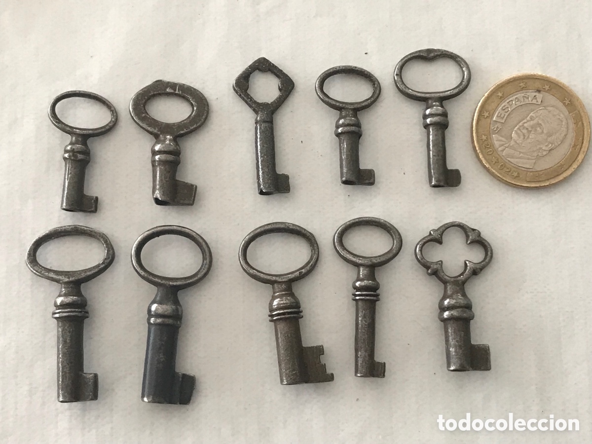 Antig&uuml;edades: Llaves peque&ntilde;as 16 unidades - Foto 2