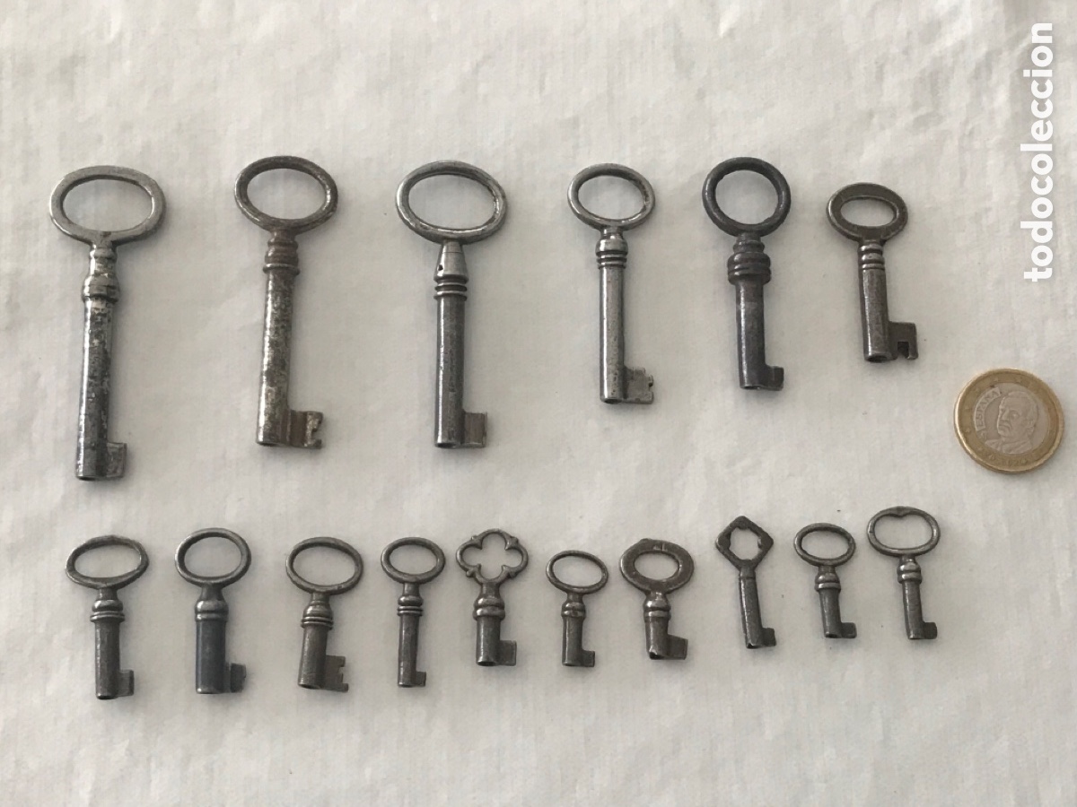 Antig&uuml;edades: Llaves peque&ntilde;as 16 unidades - Foto 3