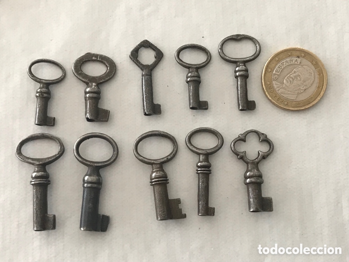 Antig&uuml;edades: Llaves peque&ntilde;as 16 unidades - Foto 1
