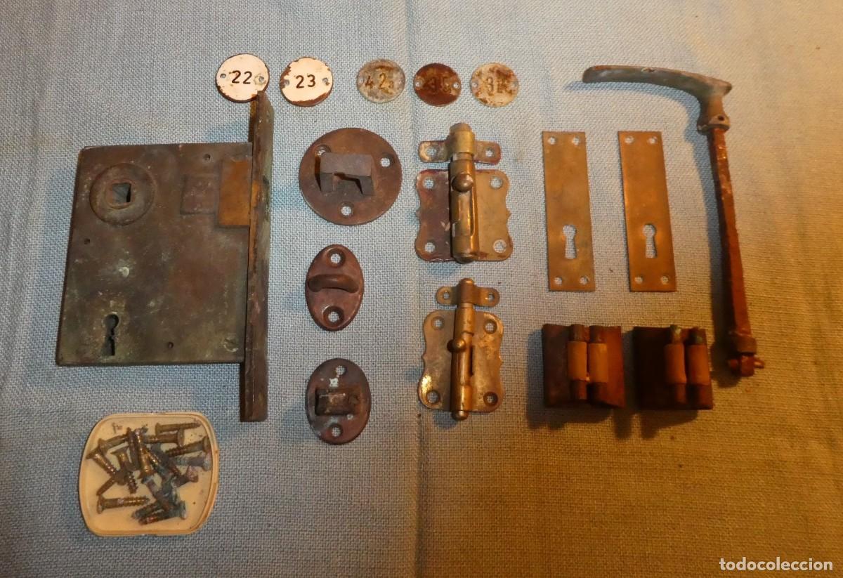 Antig&uuml;edades: CERRADURA Y ACCESORIOS PUERTA DE BARCO - Foto 1