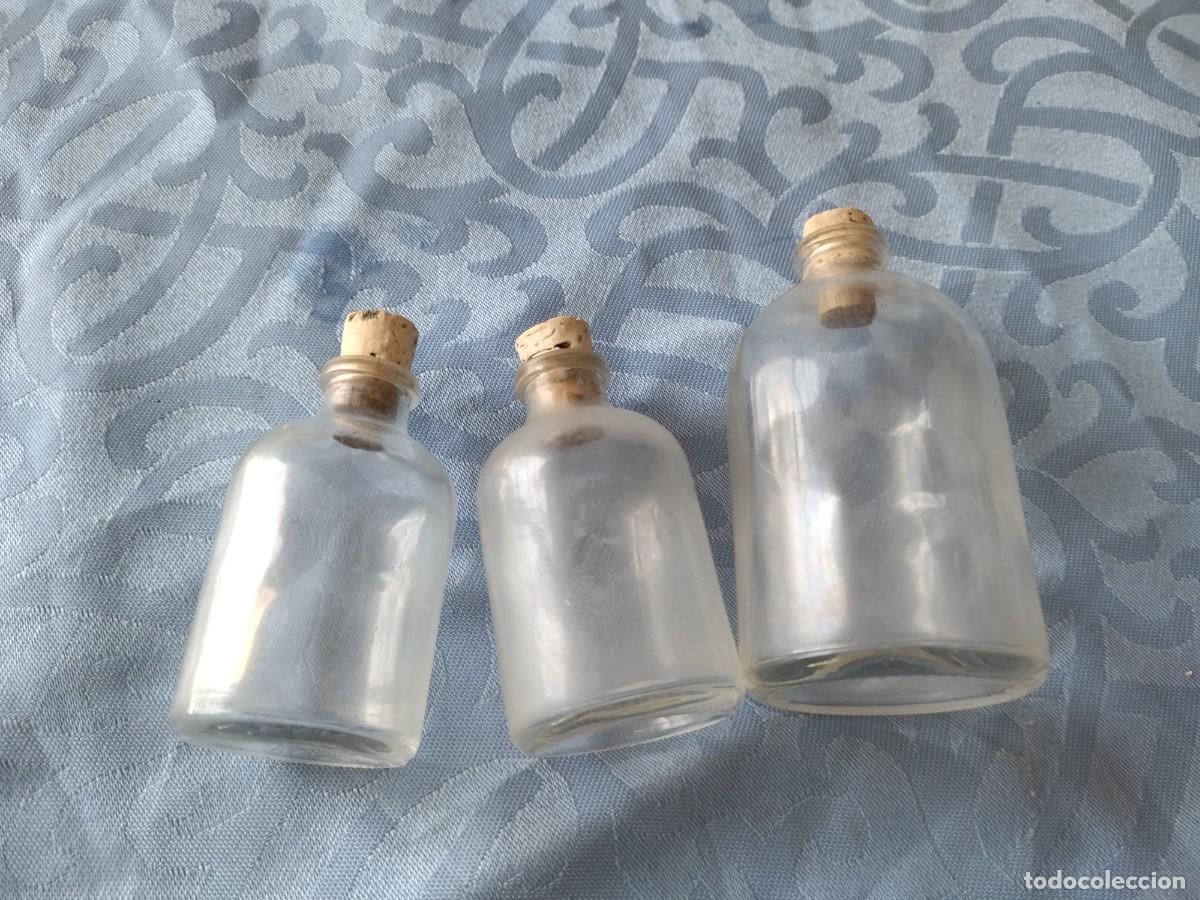 Antig&uuml;edades: Lote de 3 botellas de cristal de botica . - Foto 6