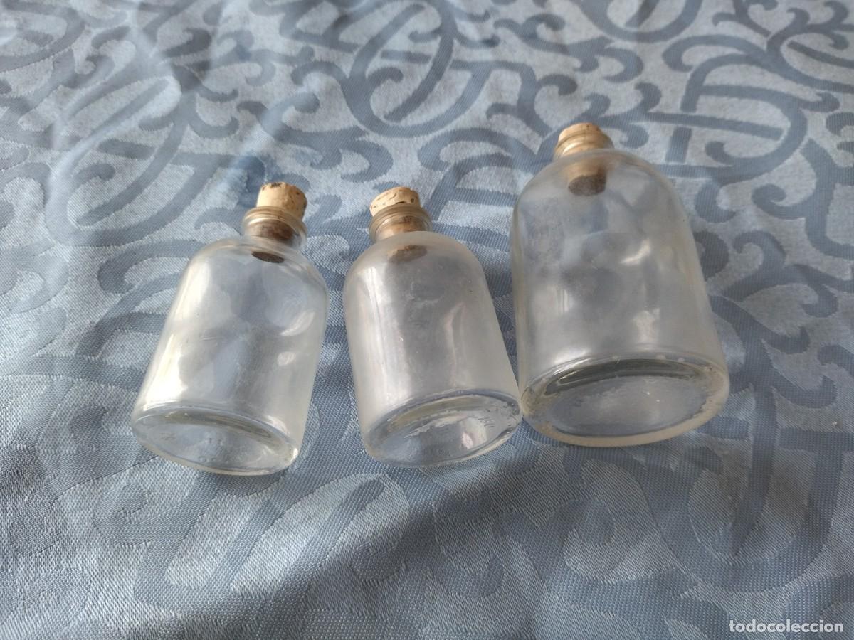 Antig&uuml;edades: Lote de 3 botellas de cristal de botica . - Foto 7