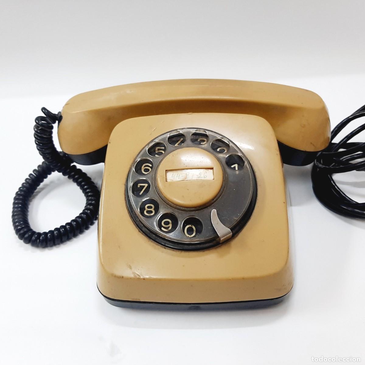 Tel&eacute;fonos: Tel&eacute;fono de disco antiguo(9.5) - Foto 1