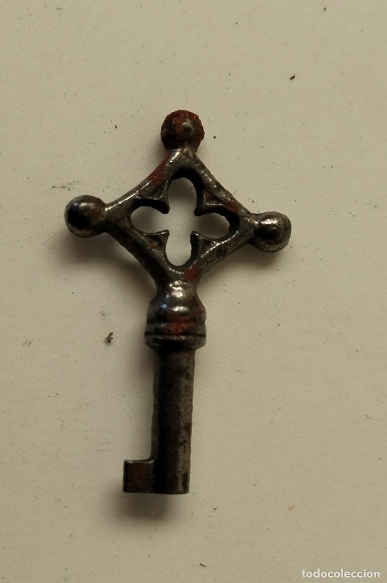 Antig&uuml;edades: llave peque&ntilde;a vintage - c171 - Foto 3