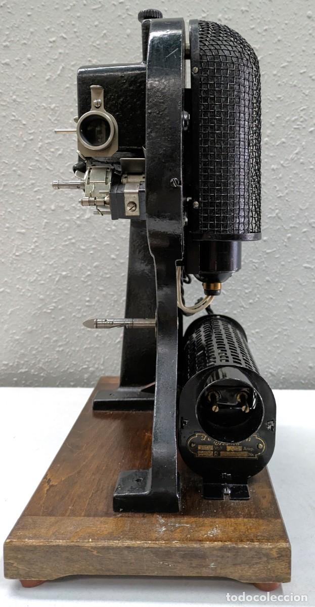 Antig&uuml;edades: Proyector 16mm Zeiss Ikon 1931 - Foto 3