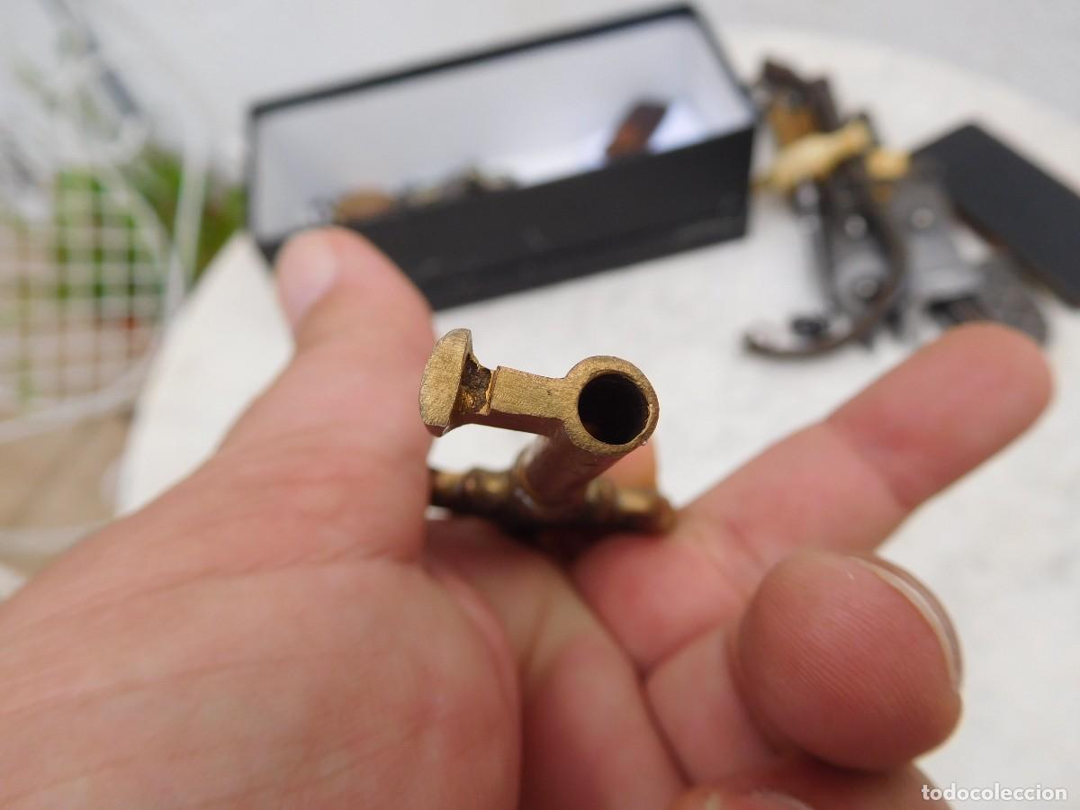 Antig&uuml;edades: Llave antigua de bronce &aacute;guila bicefala coronada - Foto 7