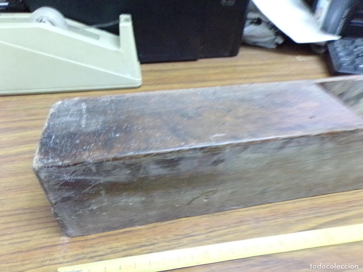 Antig&uuml;edades: ESTAMOS LIQUIDANDO. gran garlopa cepillo herramienta carpintero - Foto 2