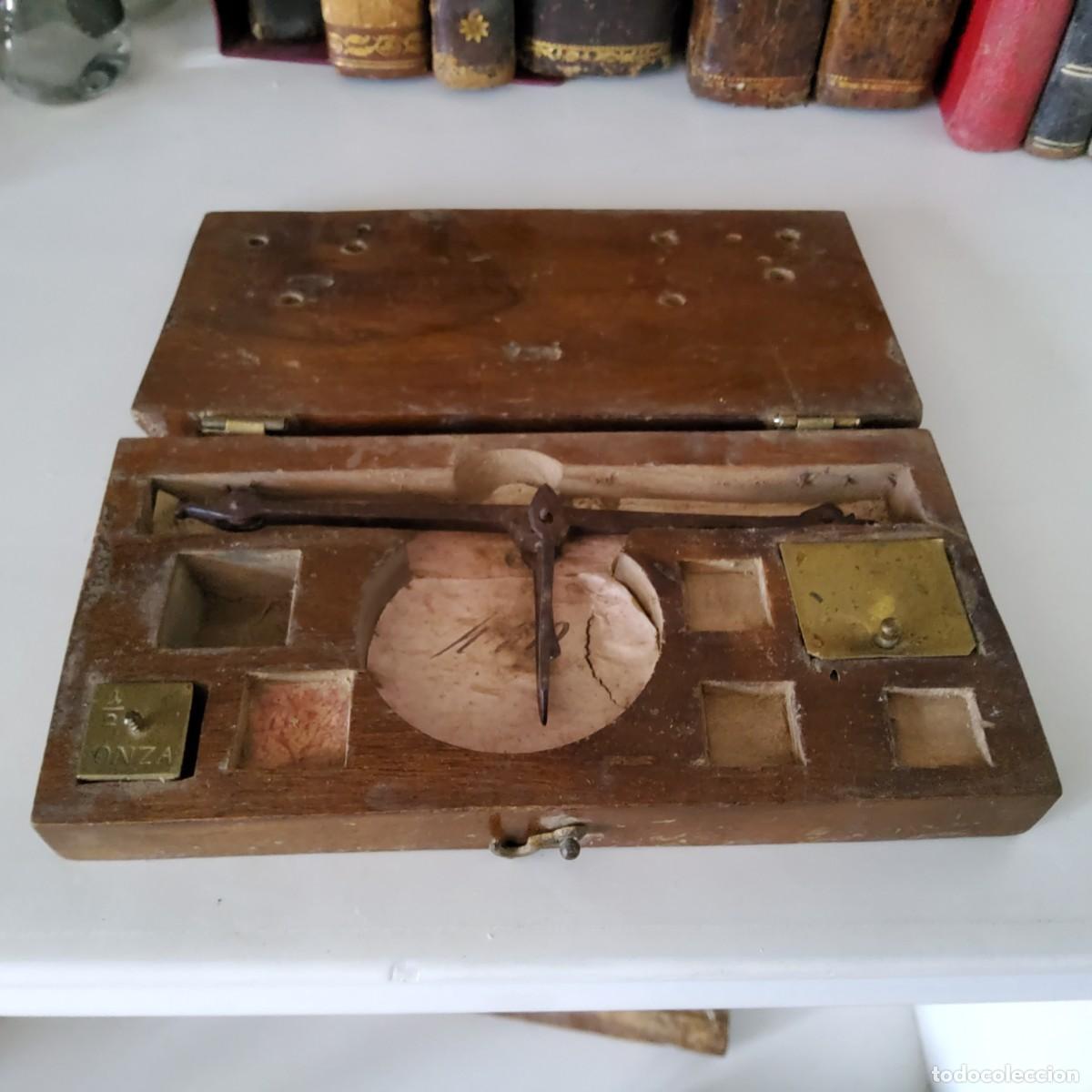 Antig&uuml;edades: ANTIGUA BALANZA CON ESTUCHE DE MADERA INCOMPLETA - Foto 6