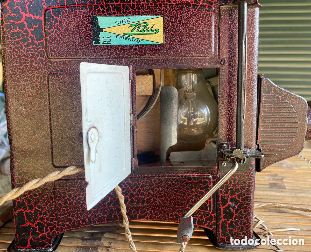 Antig&uuml;edades: Proyector de cine Rai (Paya) - Foto 3
