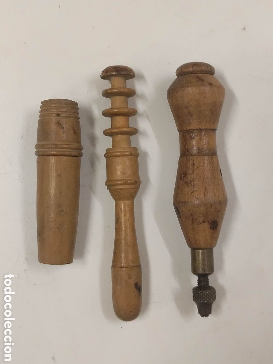 Antig&uuml;edades: Herramientas antiguas coser cuero - Foto 1
