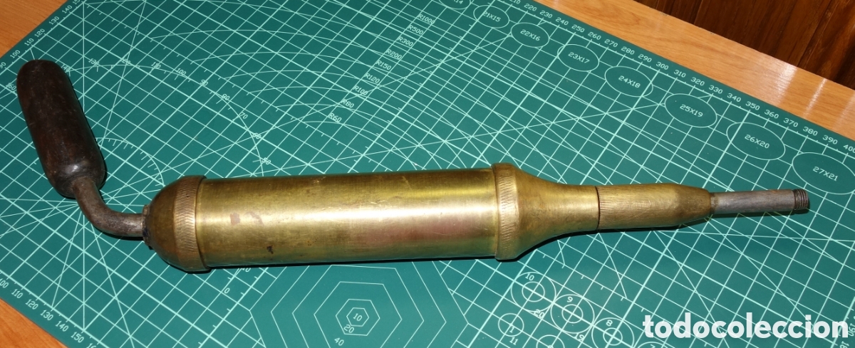 Antig&uuml;edades: Engrasador vintage de &eacute;mbolo bronce - Foto 7
