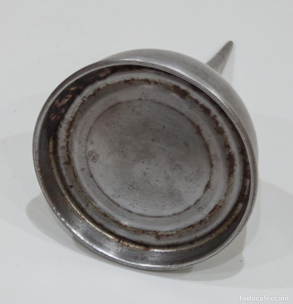 Antig&uuml;edades: ENGRASADORA DE ACEITE PARA MAQUINA DE COSER. - Foto 2