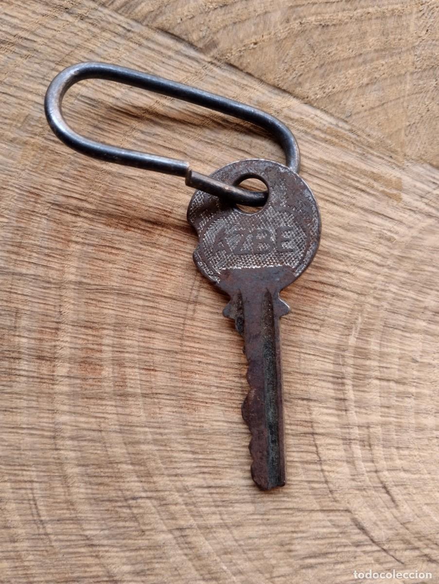 Antig&uuml;edades: Llave antigua marca AZBE - Foto 3