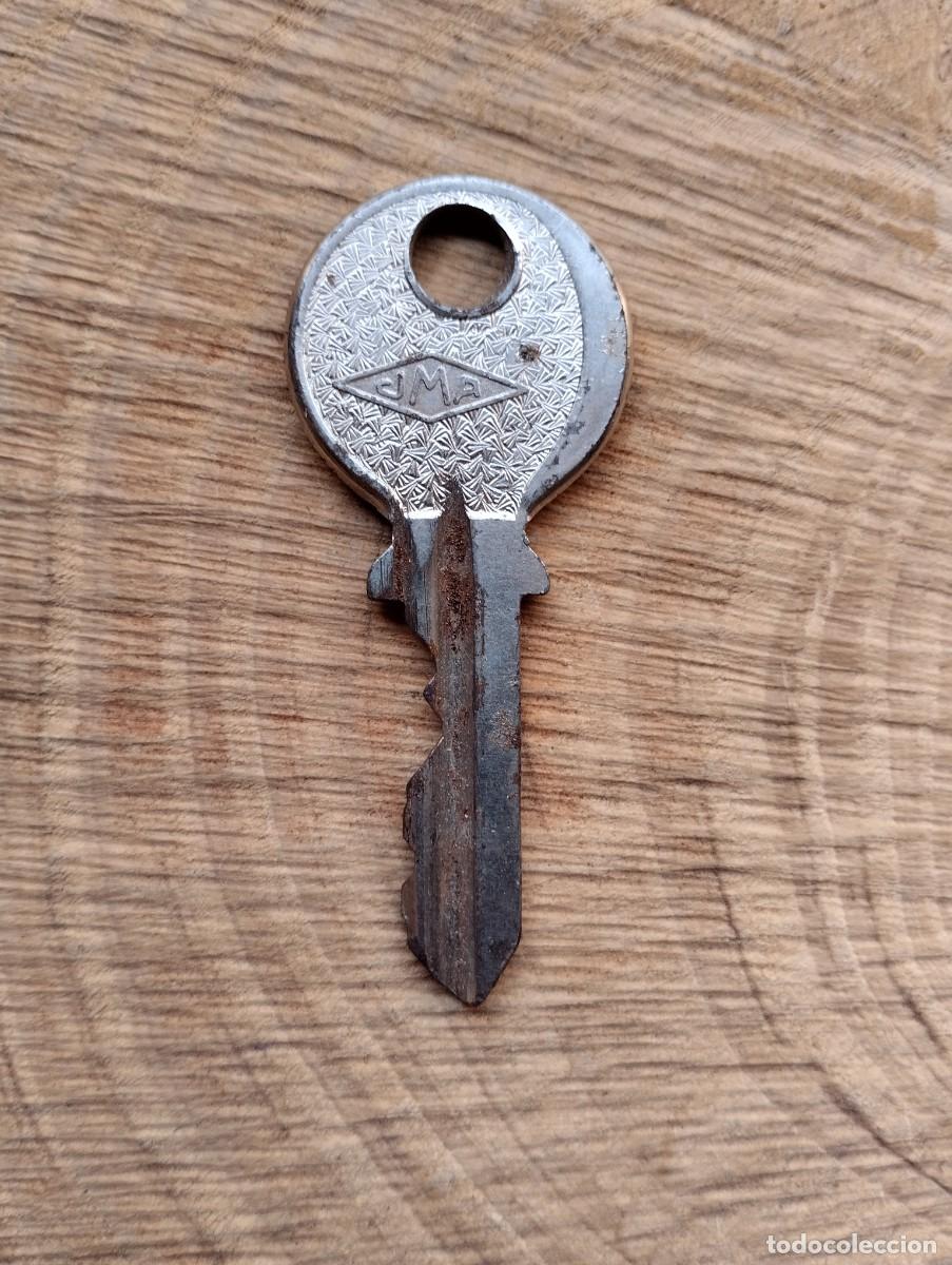 Antig&uuml;edades: Llave JMA - Mondrag&oacute;n - Foto 1