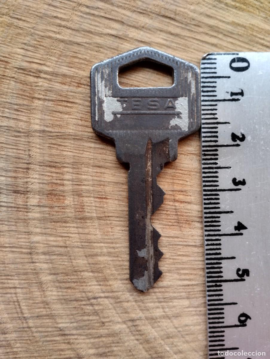 Antig&uuml;edades: Llave antigua marca TESA - Foto 4