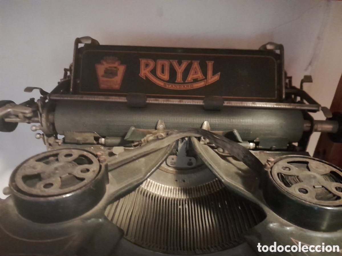Antig&uuml;edades: Maquina de escribir royal - Foto 3