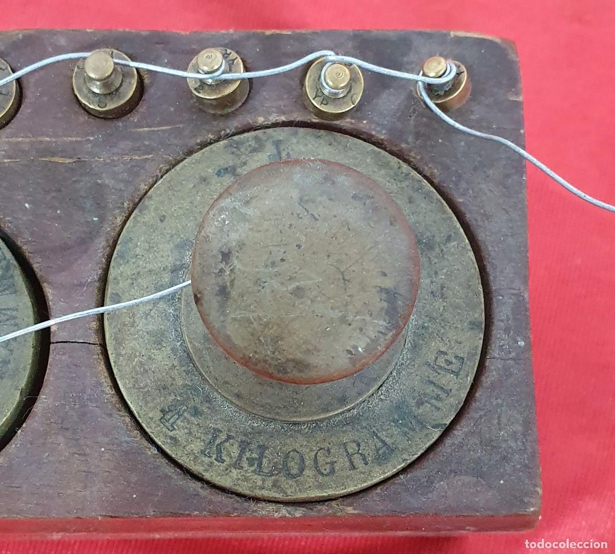Antig&uuml;edades: Juego de pesas de bronce - Foto 3