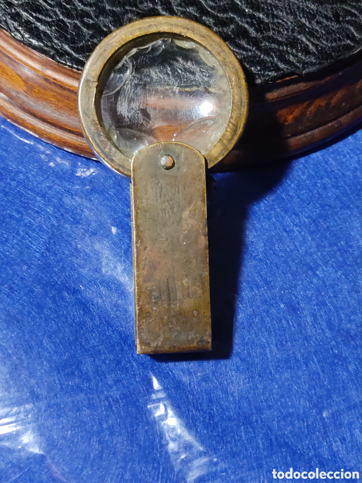 Antig&uuml;edades: Lupa de bolsillo de bronce.Siglo XIX. - Foto 1