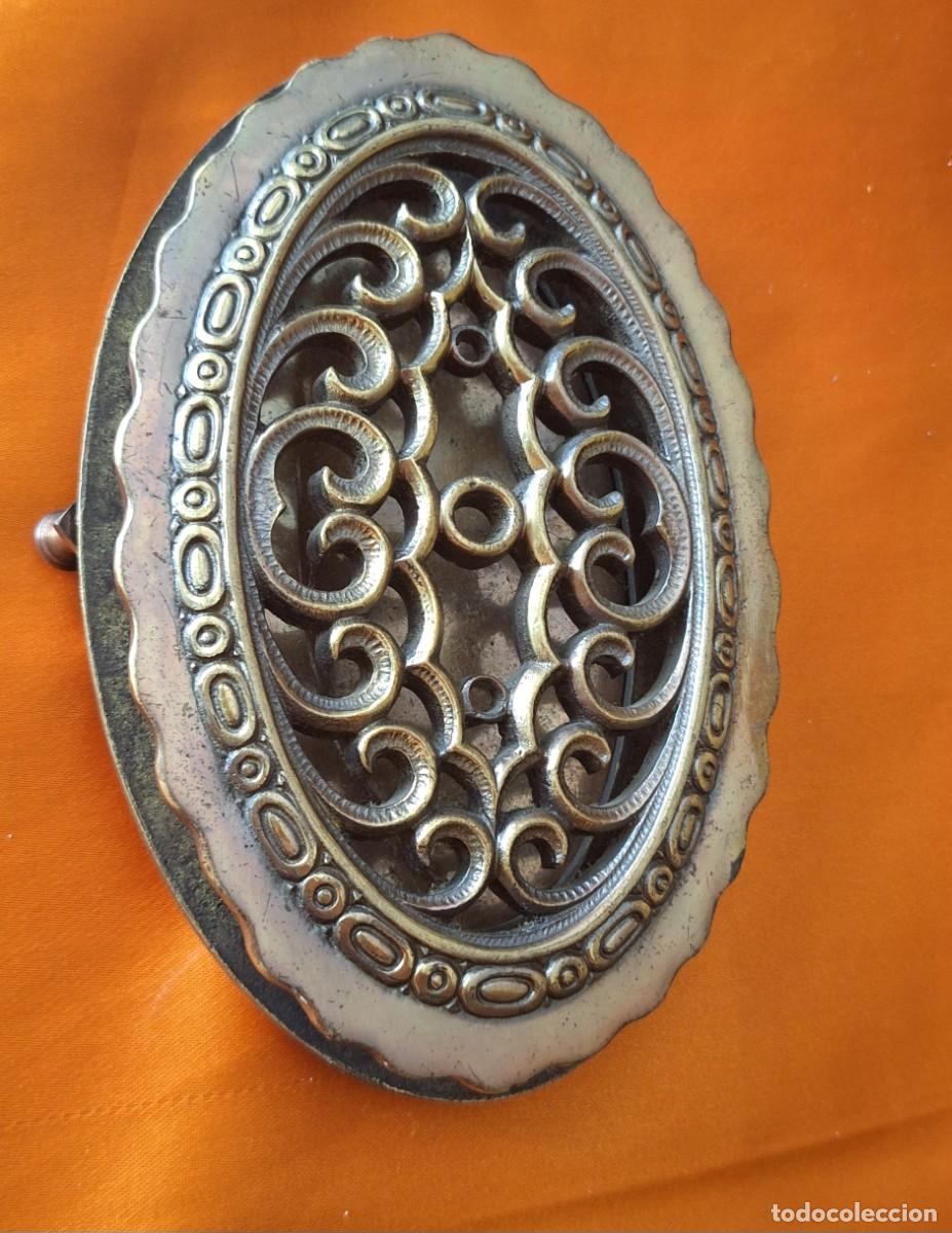 Antig&uuml;edades: Preciosa Mirilla de Bronce para Puerta - Foto 1