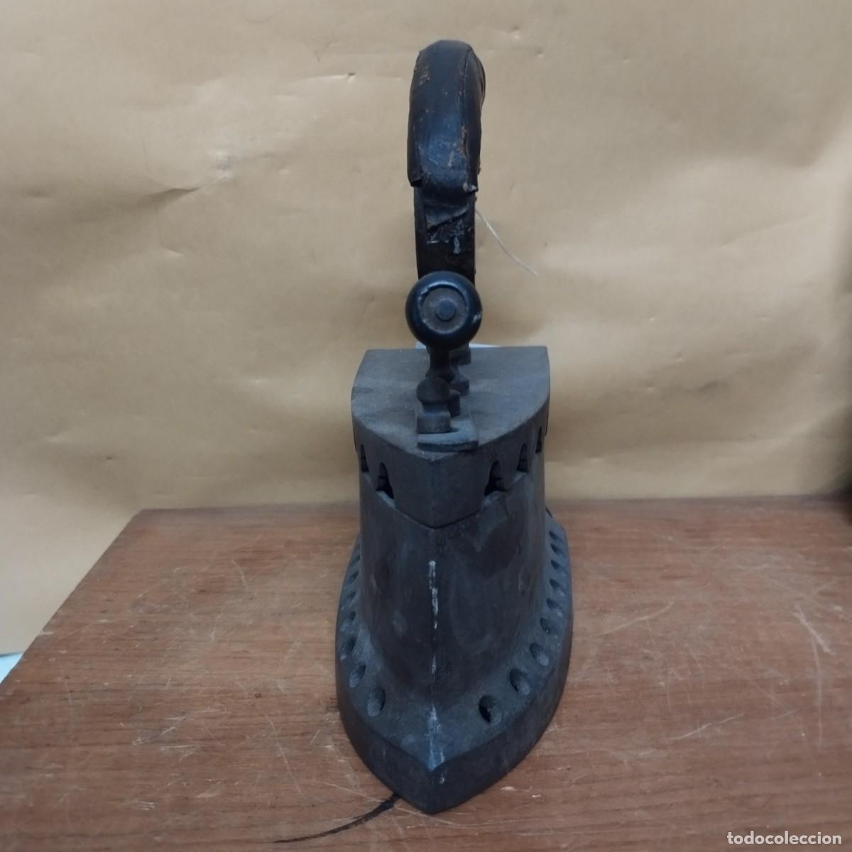 Antig&uuml;edades: Plancha de carbon - S. XIX - Foto 7