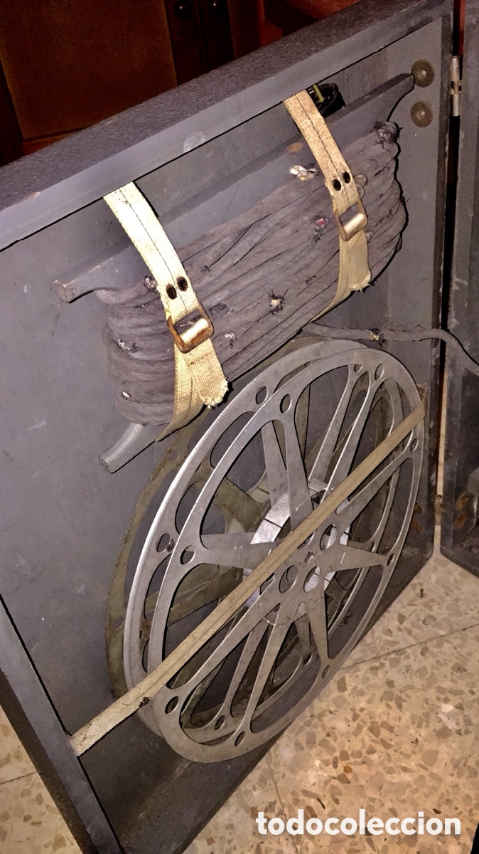 Antig&uuml;edades: Proyector cine 16mm, 9,5mm y 8mm sonoro - Foto 20
